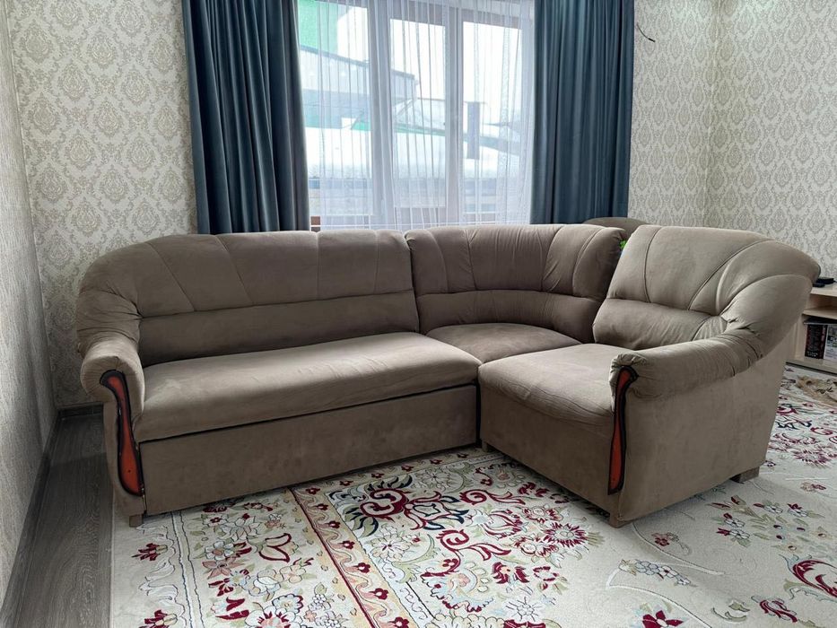 Продам диван и кресло