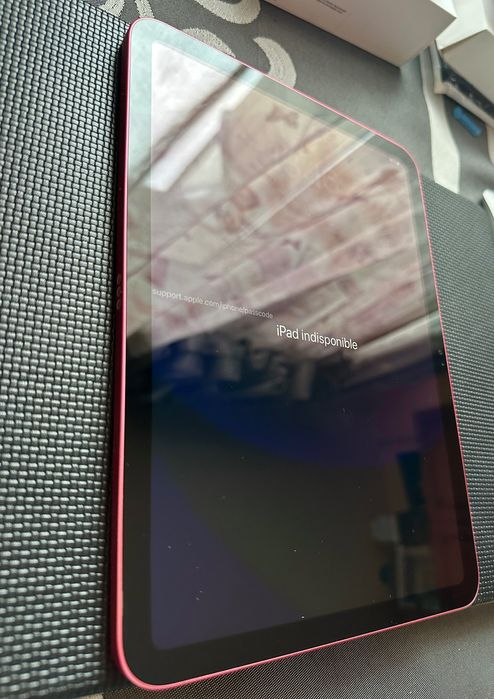 iPad Generația 10th (ultimul model) exact ca si nou 10/10 pentru piese