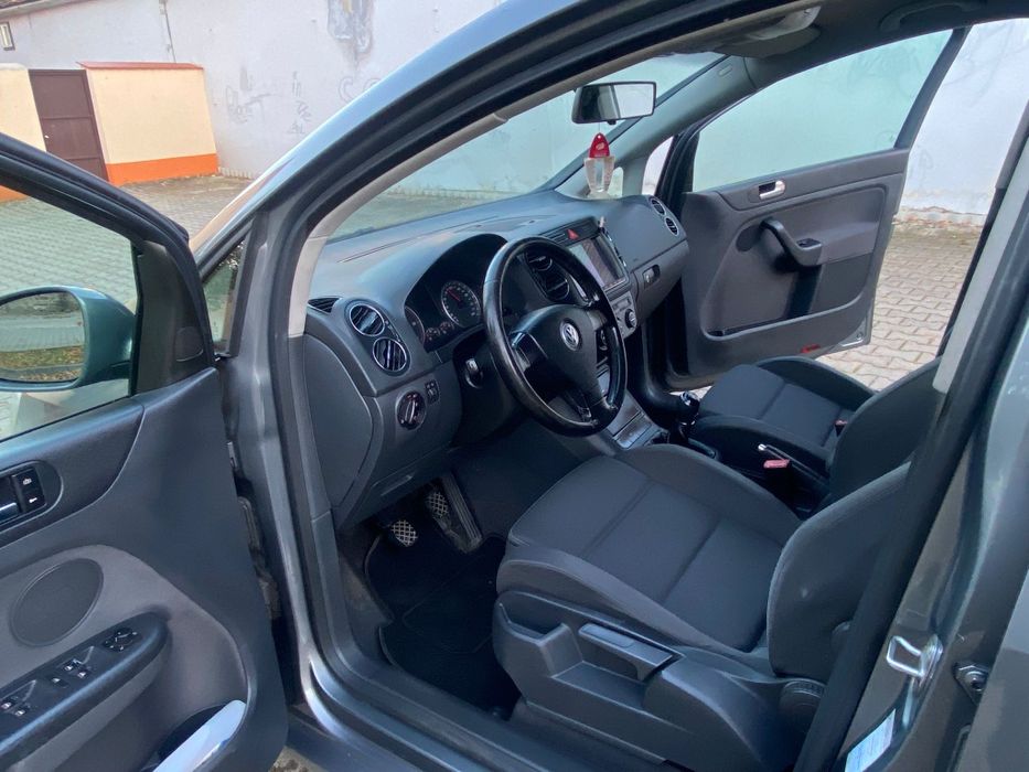 Golf 5 PLUS  2007  DISEL 6+1 viteze  inmatriculat recent de 1 luna
