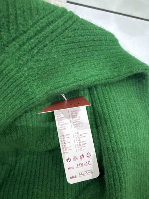 свитер, теплый мягкий, абсолютно новый