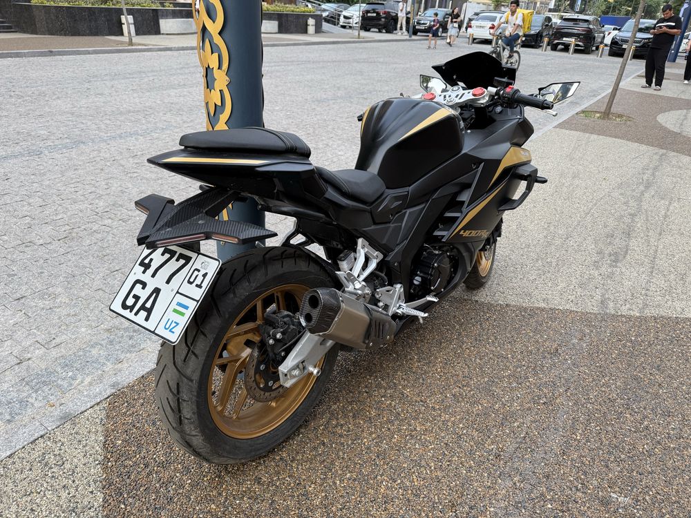 Продам мотоцикл Cavalo 400RR