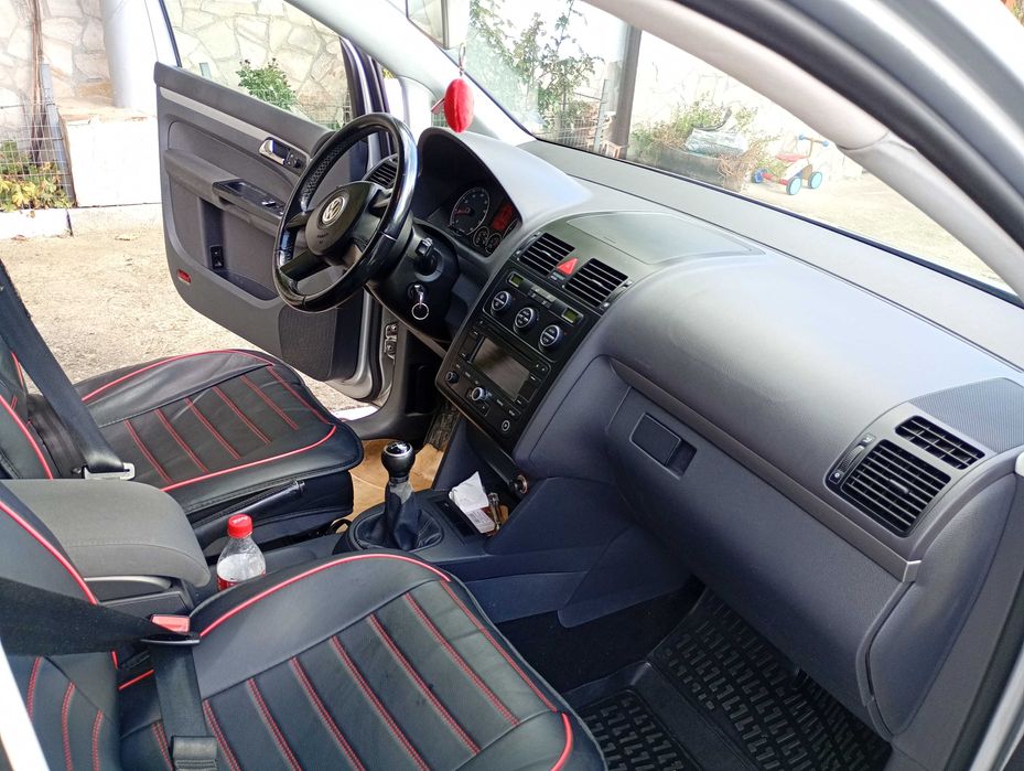 VW Touran 2.0-Бензин/Фабричен Метан