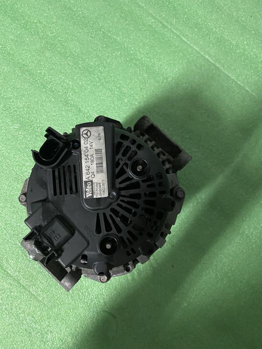 Alternator Mercedes 3.0diesel c Class W204