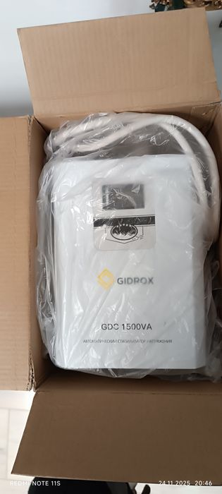 Продаётся стабилизатор напряжения GIDROX 1,5 Квт. Состояние идеальное.