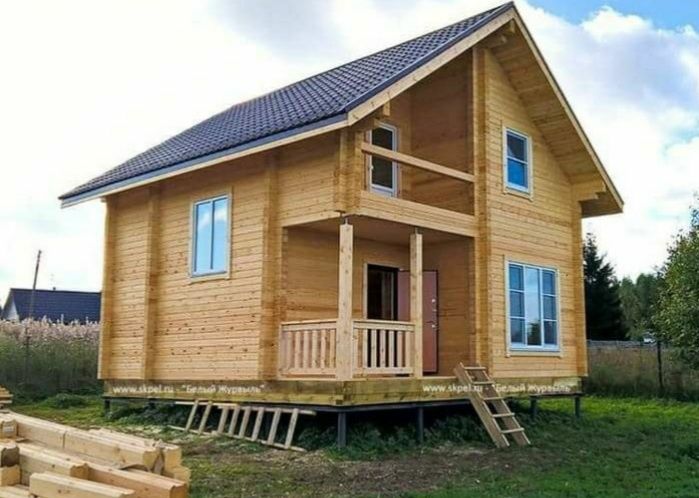 Vand cabane din lemn
