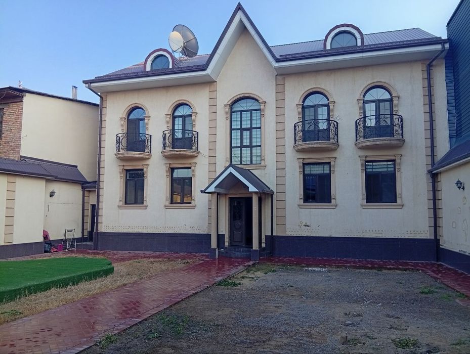 Аренда Ховли Юнусабад.Можно под офис!