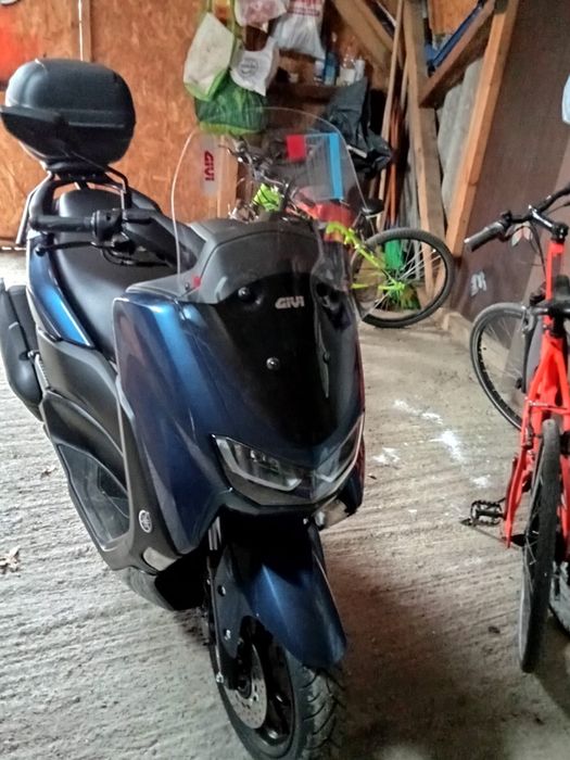 Vînd scuter  Yamaha 125