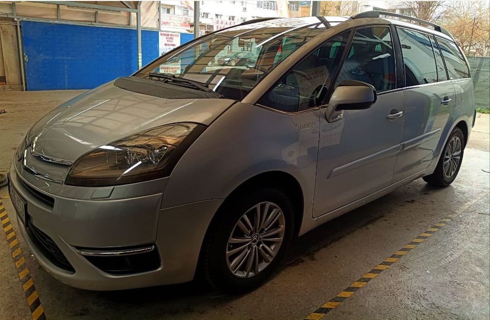 Citroen C4 Grande Picasso 2.0 HDI Exclusiv