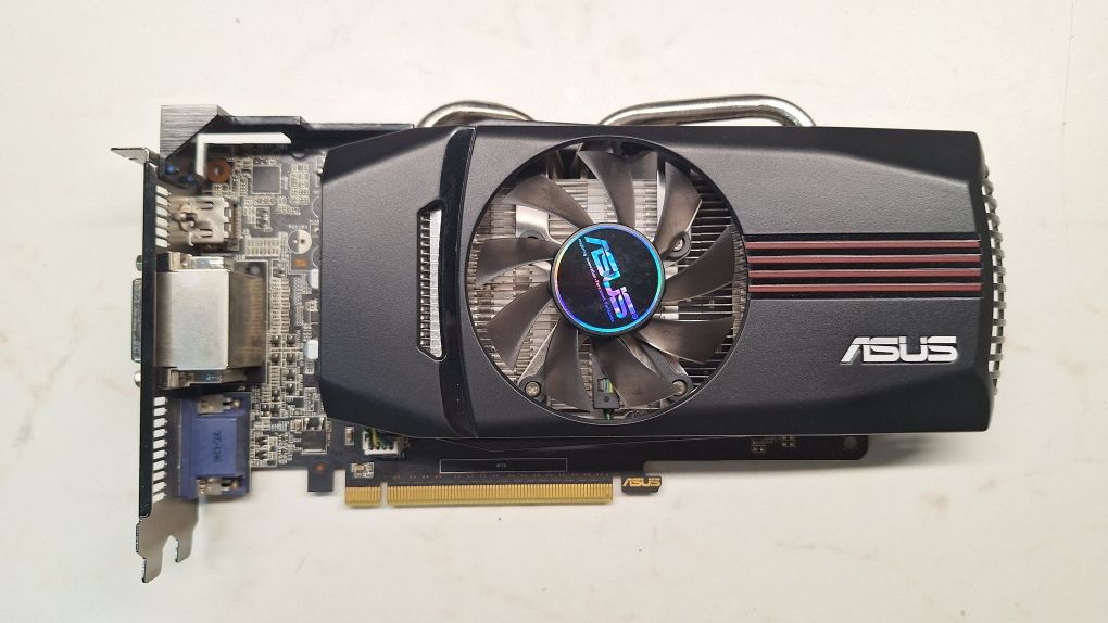 Asus GTX 650 DCT 1GB DDR5