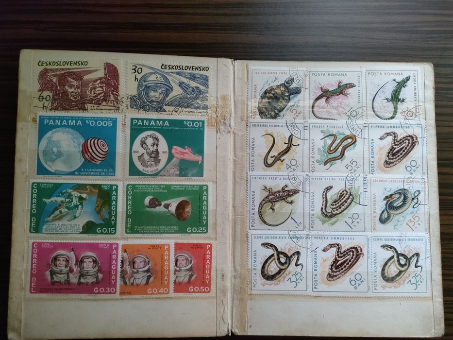 Vand Clasor cu timbre vechi, de colectie
