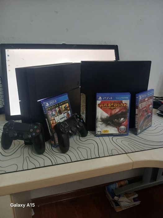 Playstation 4 fat