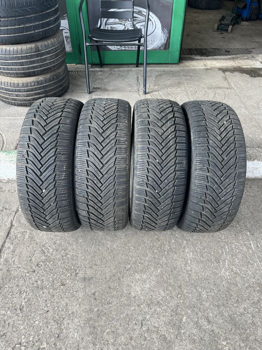 225/45/17 Michelin Alpin 6