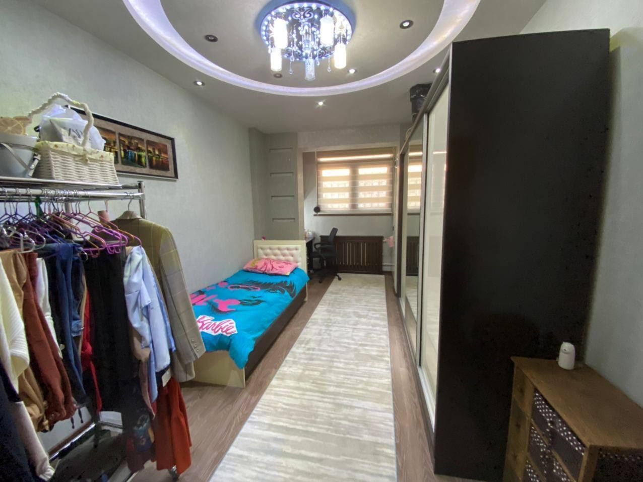 Shahriston metro 3 xona euro uy 111m2