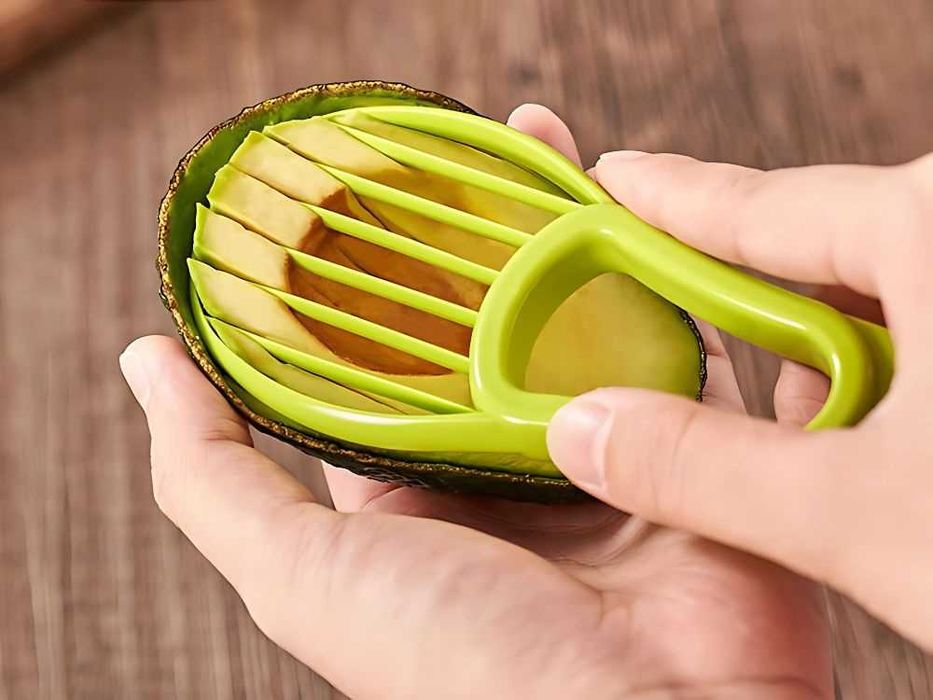 Cutit multifunctional avocado 3-in-1 taiere curatare scoaterea sambure