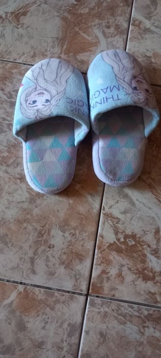 Papuci de casă pentru fetițe   numărul 30