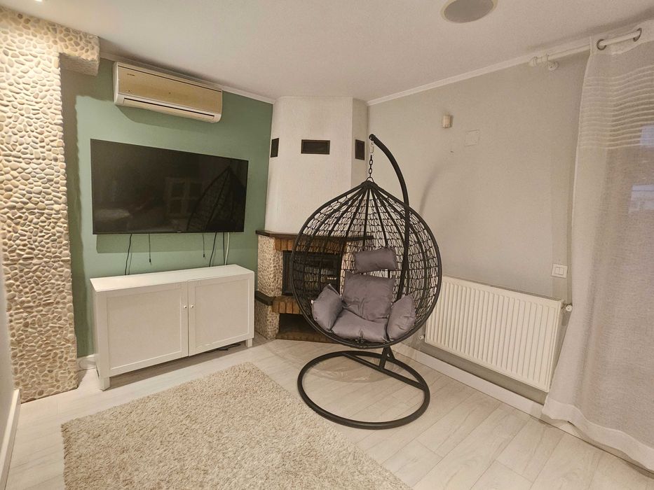 Casa de inchiriat - curte cu gratar si parcare in Mamaia Nord