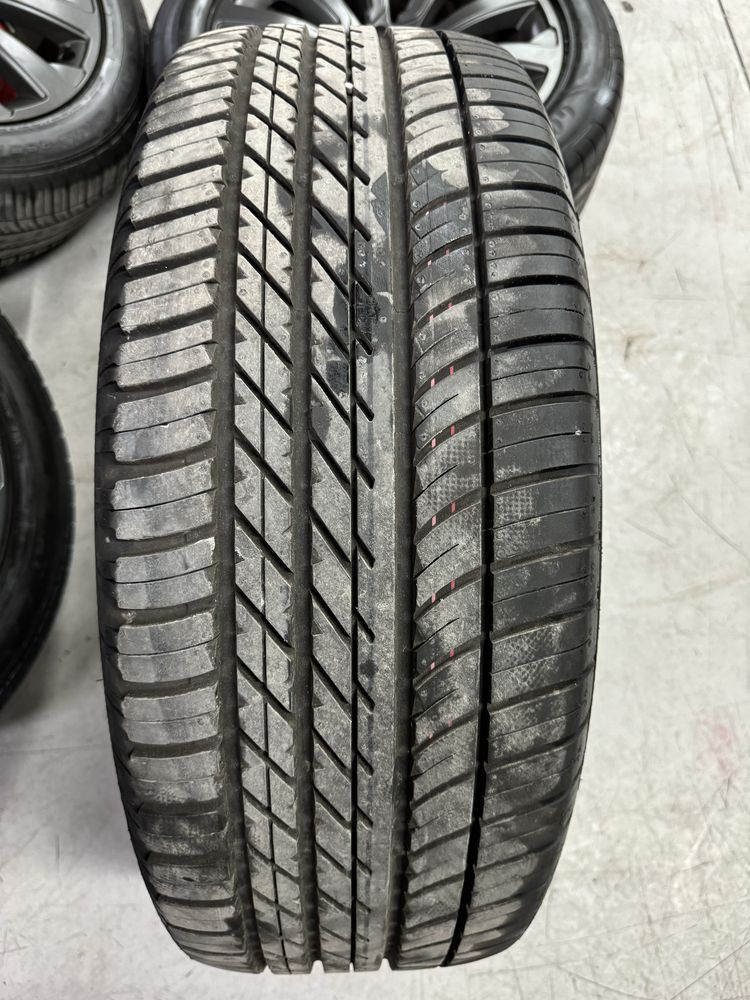 Jante Range Rover Velar R20 Originale Goodyear de vara 95% 2023