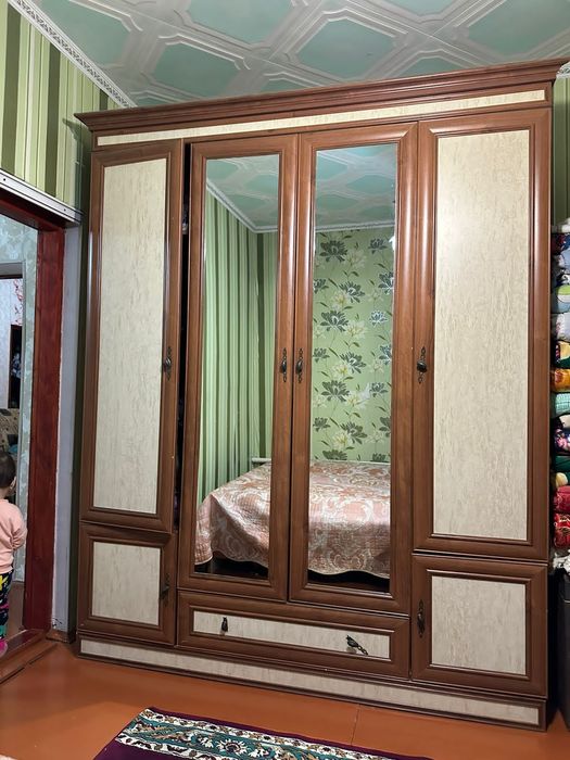 Спальный гарнитур