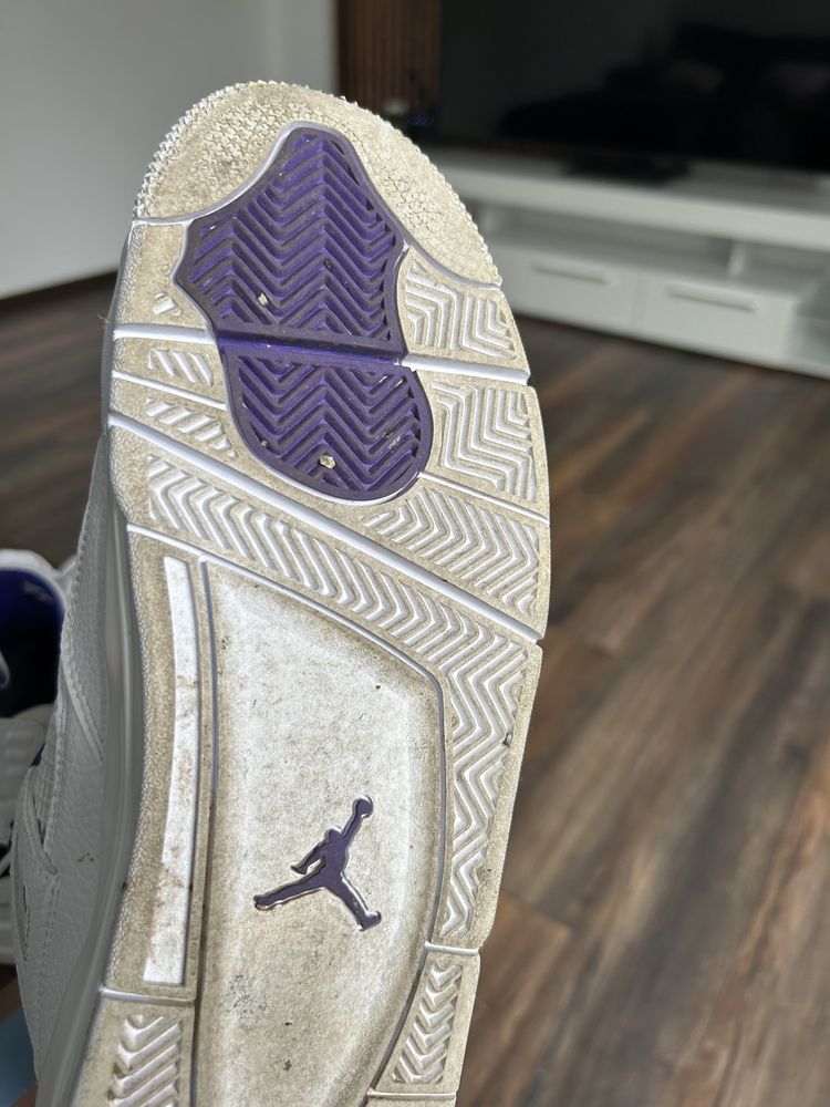 Jordan 4 Metallic Purple