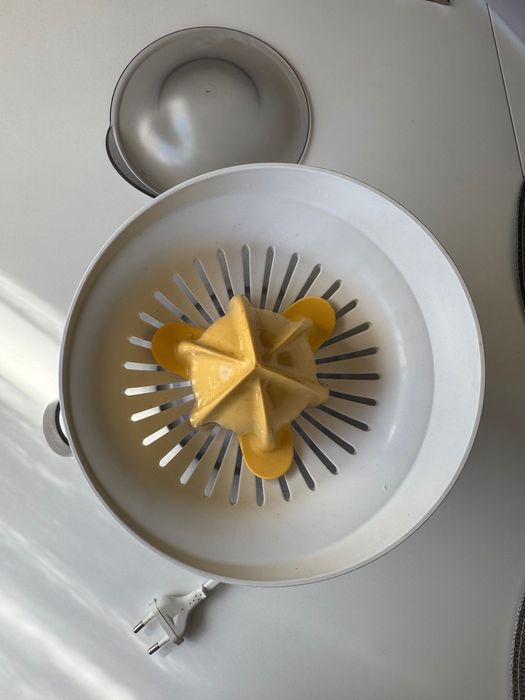 Сокоизтисквачка BOSH