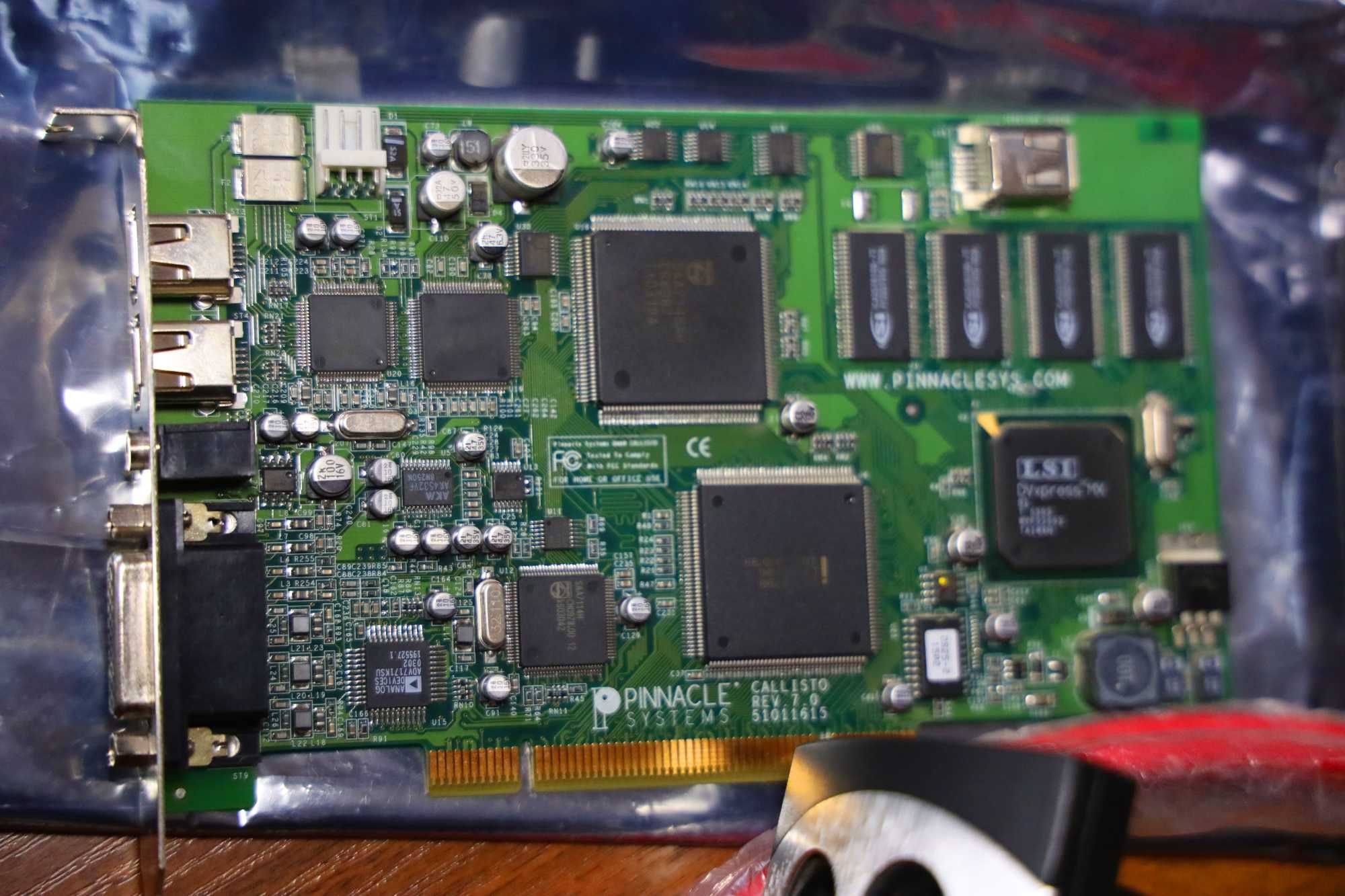 Плата видеомонтажа Pinnacle Systems DV500