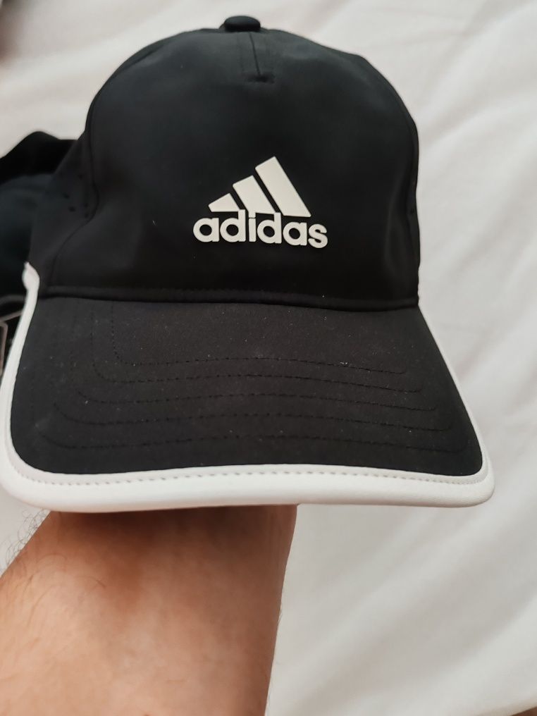 Шапки Adidas Reebok