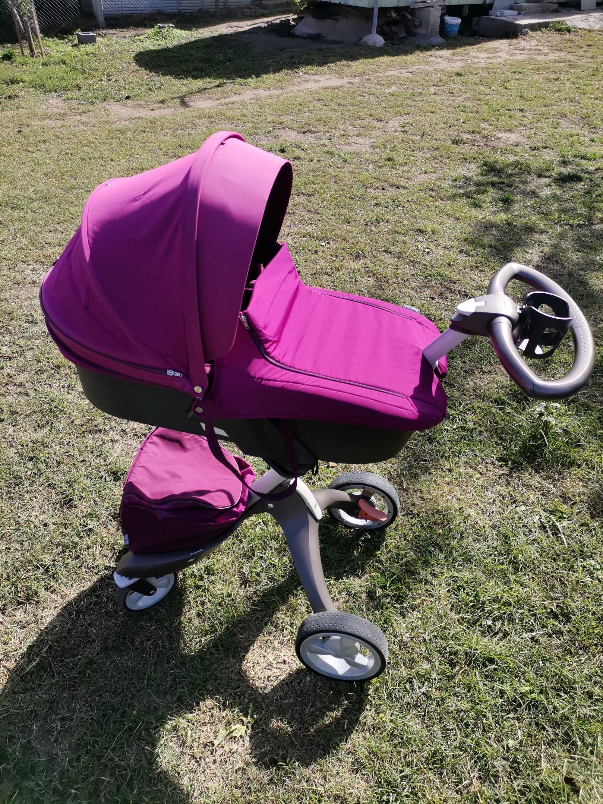 Stokke  V4 количка