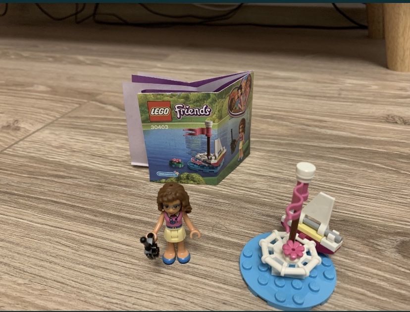 LEGO® Friends Dormitorul Miei 41327+ 30403 barca cu telecomanda