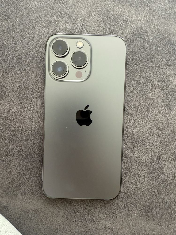 Iphone 13 Pro, Graphite, 256GB - отлично състояние като нов
