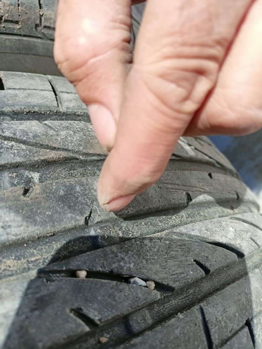 Гуми Bridgestone dueler 235/65/17