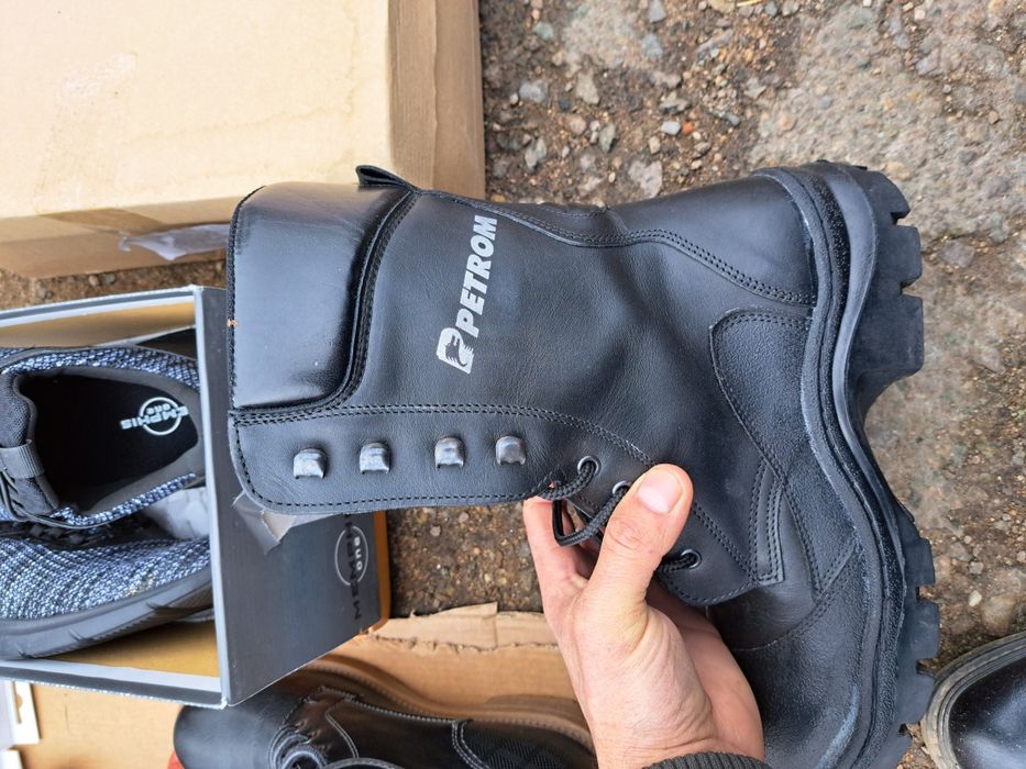 Incălțăminte bărbați