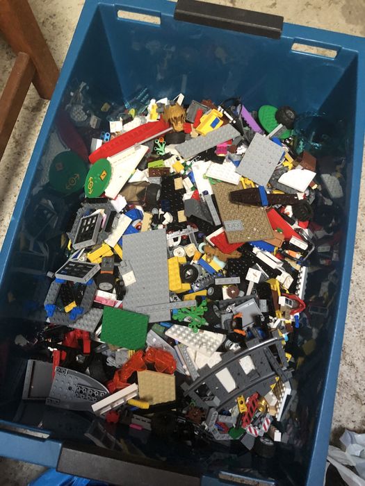 Lot LEGO original – 7,1 kg piese mixte + șine tren + plăci mari