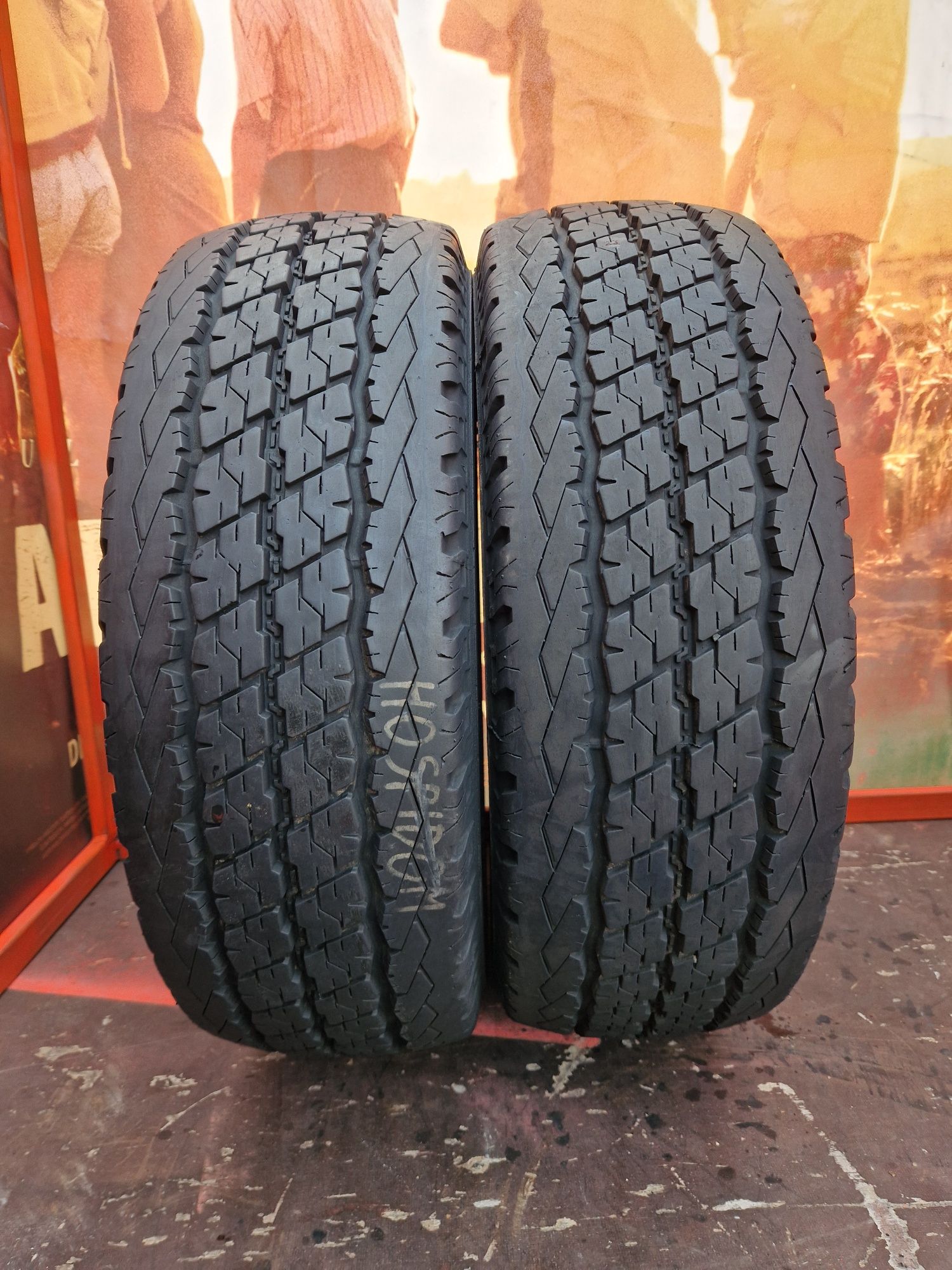 2 Anvelope Bridgestone 215 70 R15 C