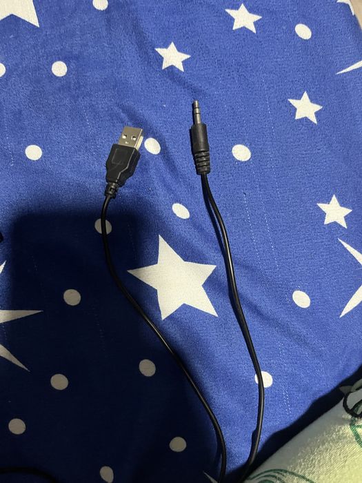 Boxe cu fir pentru pc, etc