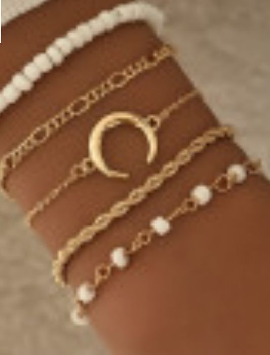 Lot bijuterii bratari de mana