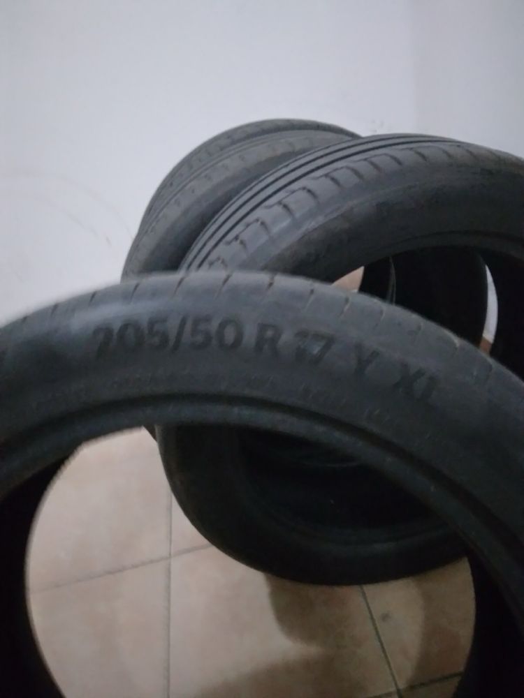 Continental 205/50R17 XL