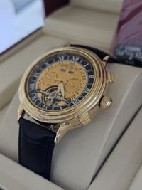Продам золотые часы Патек Филип крупного размера для крупных мужчин.