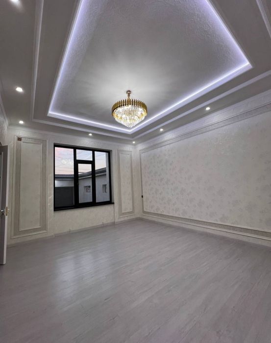 Уч кахрамондан кирганда Шуро махалла 1,5 сотих  2 этаж, 5 хона ховли