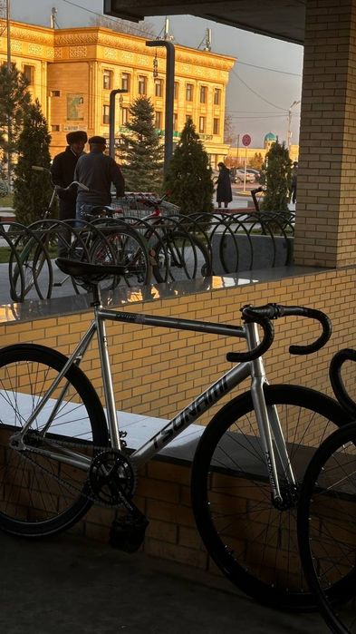 Фикс велосипед в хорошем состоянии