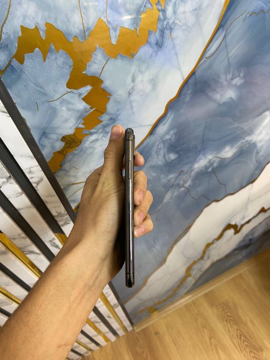 Iphone xs holati yaxshi
