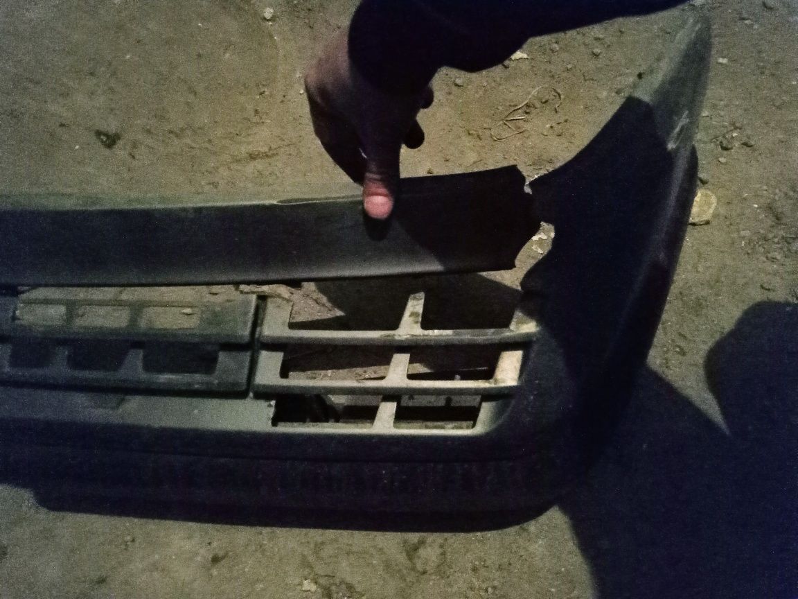 Части за Мерцедес 124 купе