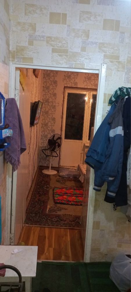 Sergeli tumani 1 xonali uy sotiladi srochna