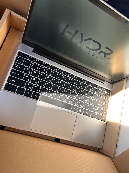 Срочно продам ноутбук HYDRA