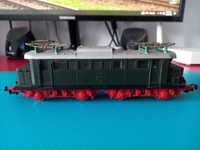Locomotiva electrica Piko E44 - trenuri electrice scara HO (1/87)