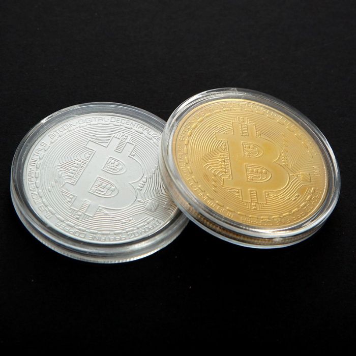 Висококачествени биткоин монети и ключодържатели