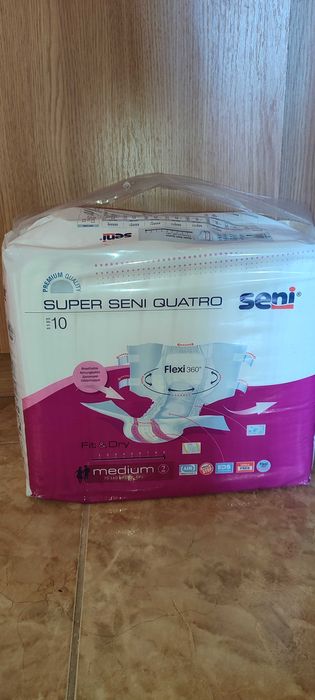 Vând 3 baxuri a câte 10 scutece cu sistem inchis Super Seni Quatro
