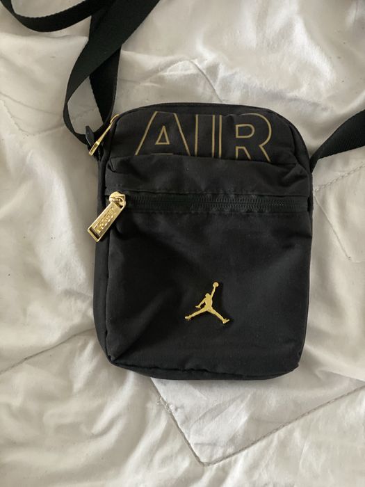 Чанта Nike Air Jordan нова , оригинална 100%