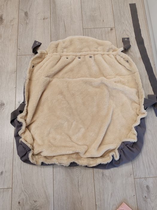 Vând protecție de iarna Clever Cover