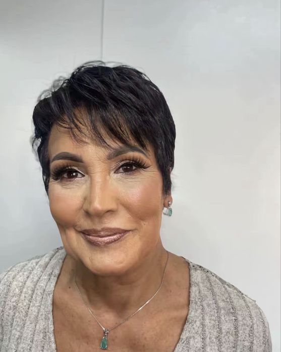 Make-up by evellinn slt