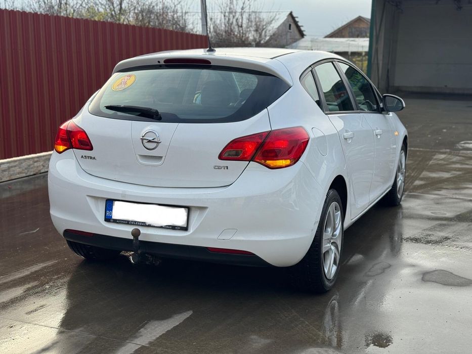 Opel Astra J • 2011 • Euro 5
